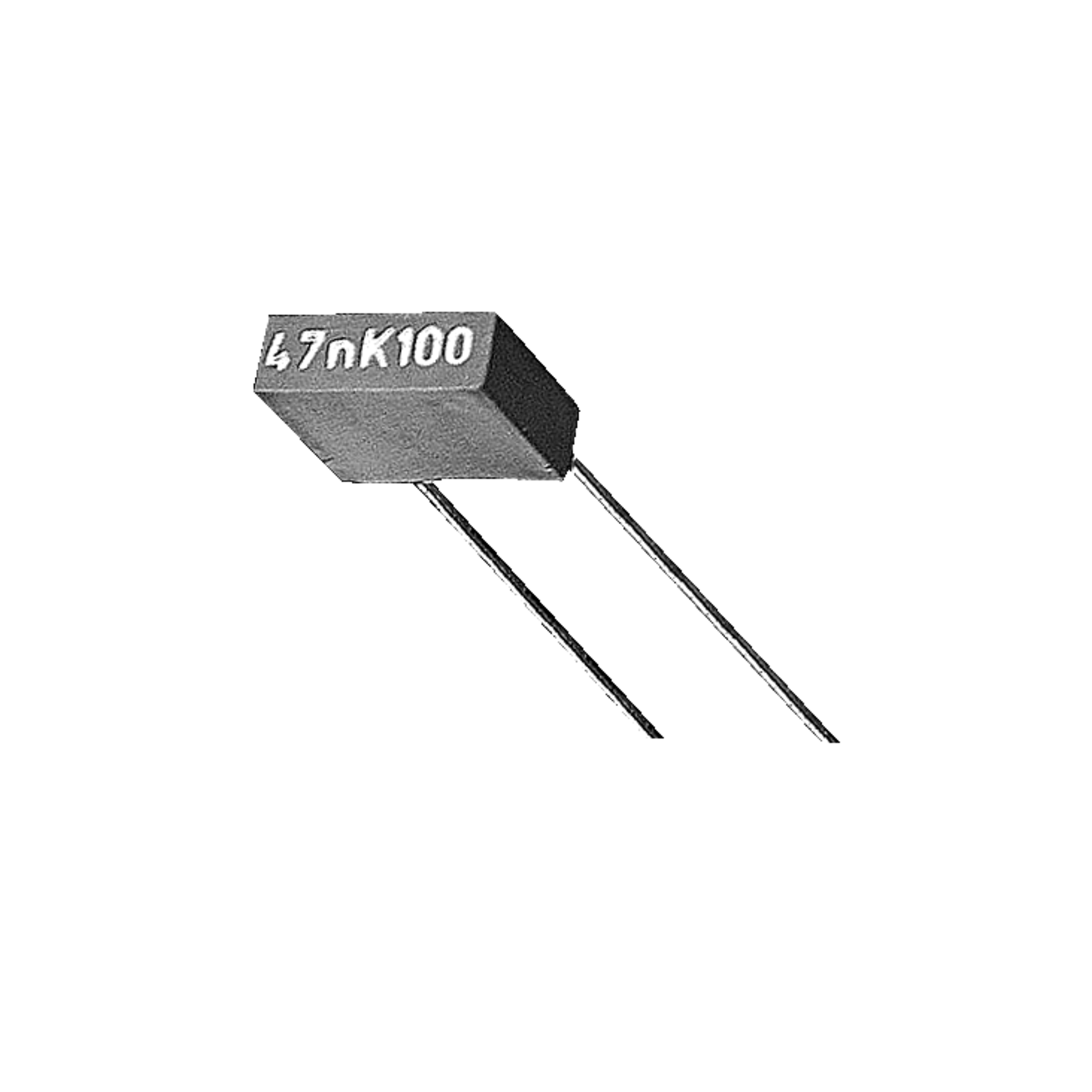 C82NF220L