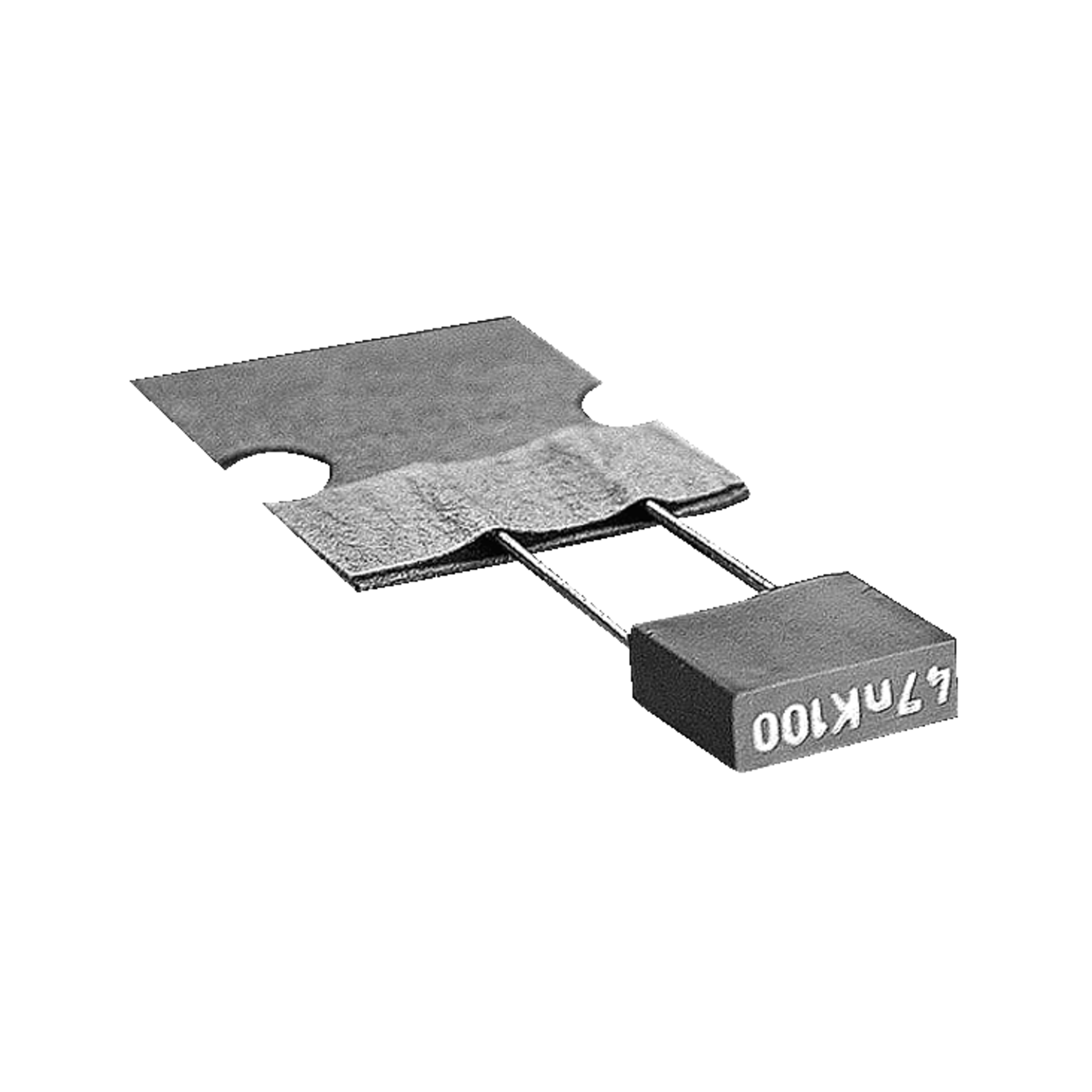 C82NF470