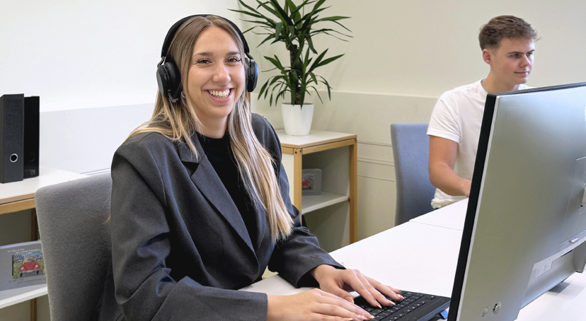 Azubi-Kachel-Aussenhandelsmanagement-828x454px-01-10-2024.png Azubi-Kachel-Aussenhandelsmanagement-828x454px-01-10-2024.png