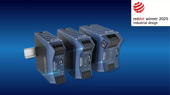 Produktabbildung von drei RECOM Hutschienen-Netzteilen der RACPRO1-Serie in unterschiedlichen Baugrößen auf blauem Hintergrund. Oben rechts das Siegel ‚reddot winner 2025 industrial design‘. Produktabbildung von drei RECOM Hutschienen-Netzteilen der RACPRO1-Serie in unterschiedlichen Baugrößen auf blauem Hintergrund. Oben rechts das Siegel ‚reddot winner 2025 industrial design‘.